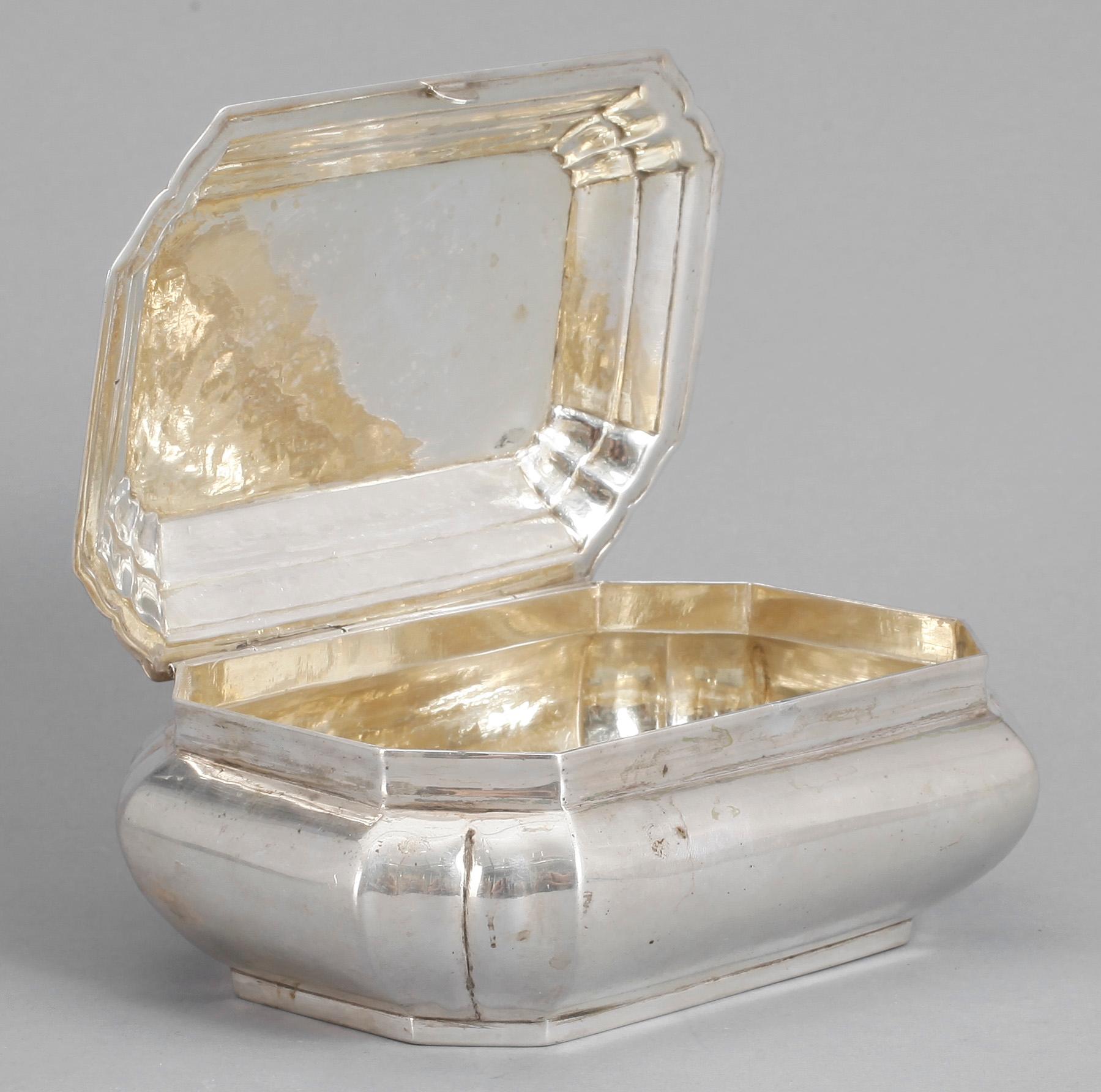 SKRIN, silver, Johann Siegmund Kurz & Co, Hanau, omkring år 1900. Vikt ca 410 gram.