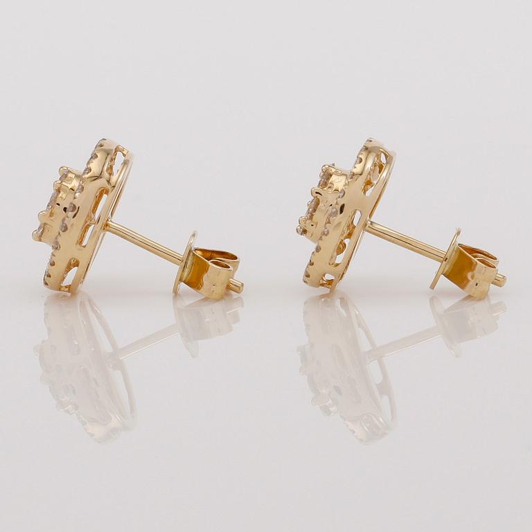 ÖRHÄNGEN, 1 par, 18K guld och diamanter tot ca 0.86 ct.