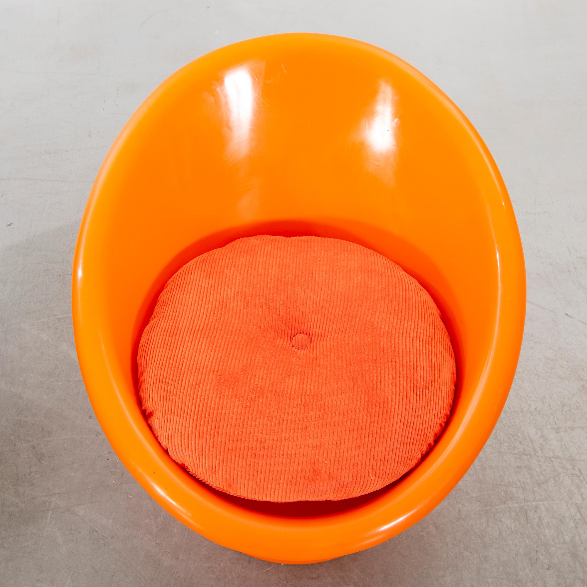 FÅTÖLJER, 3 st , "Skopa", Olle Gjerlöv-Knudsen och Torben Lind för Ikea, modellen formgiven 1974.