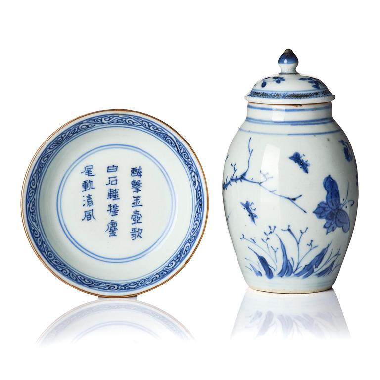 A blue and white jar, and a dish Tianqi/Chongzhen, mid 17th century.