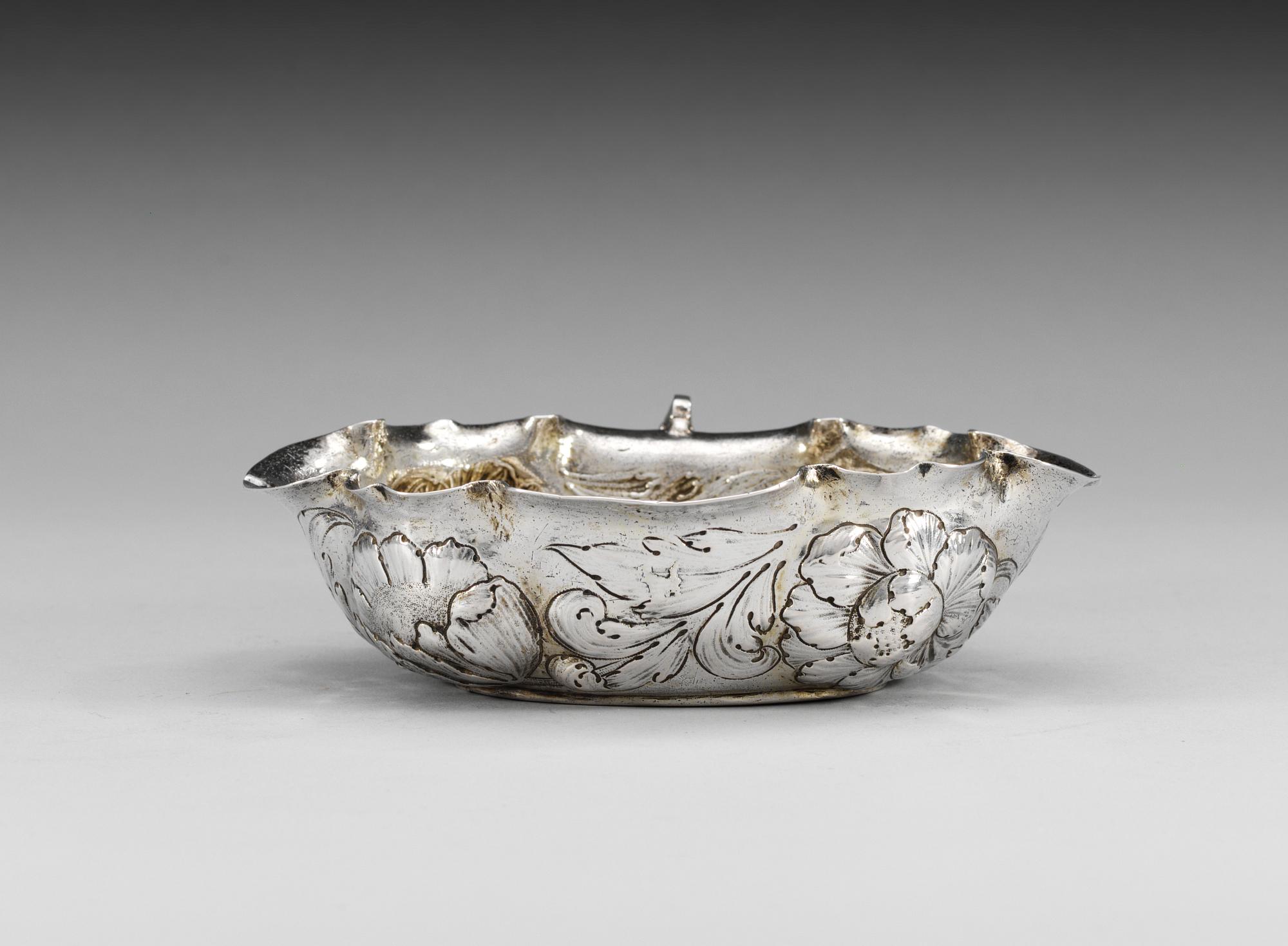 KONFEKTSKÅL, av Sigmund Bierfreund, Nürnberg 1654-1702. Barock.