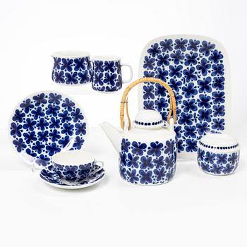 Marianne Westman, an 22-piece porcelain tea service, 'Mon amie', Rörstrand, Sweden.
