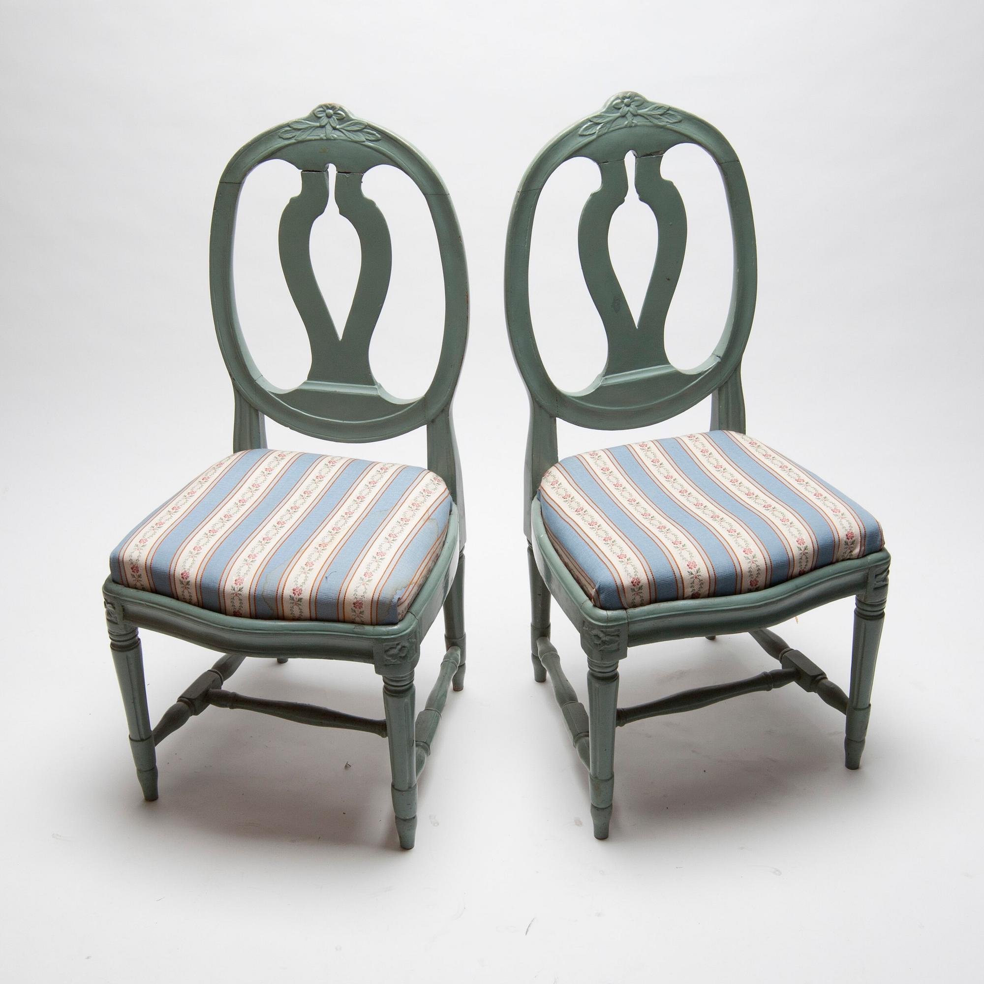 STOLAR, ett par, gustaviansk stil, 1800-tal.