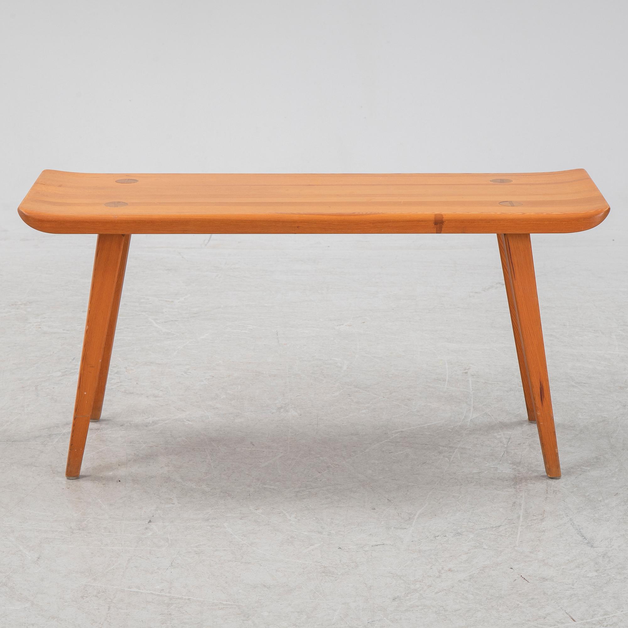 Carl Malmsten, pall, "Visingsö", Waggeryds Möbelfabrik AB, 1900-talets andra hälft.