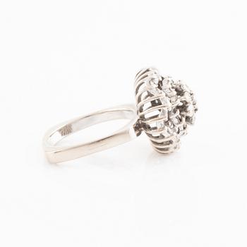 Brilliant cut diamond ring.