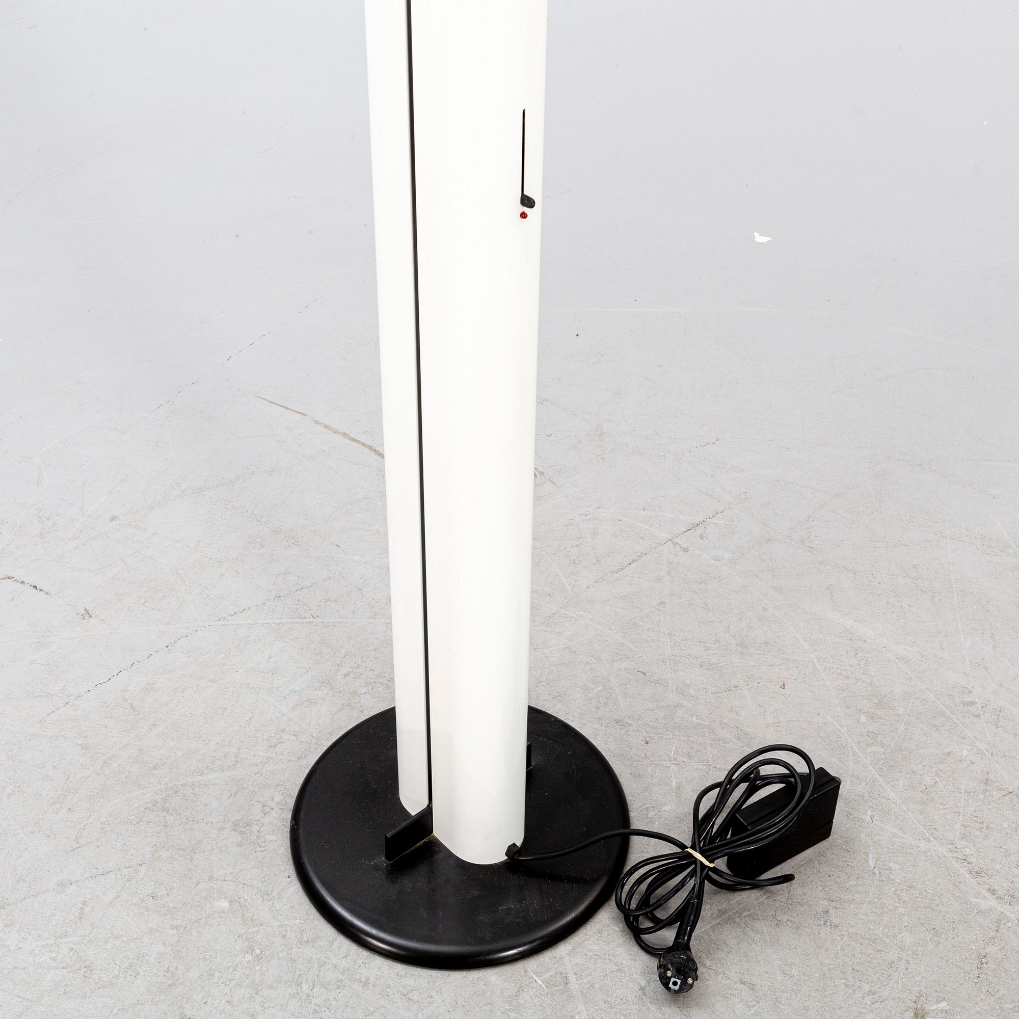 A 'Megaron' floor lamp by Gianfranco Frattini for Artemide, designed 1979.