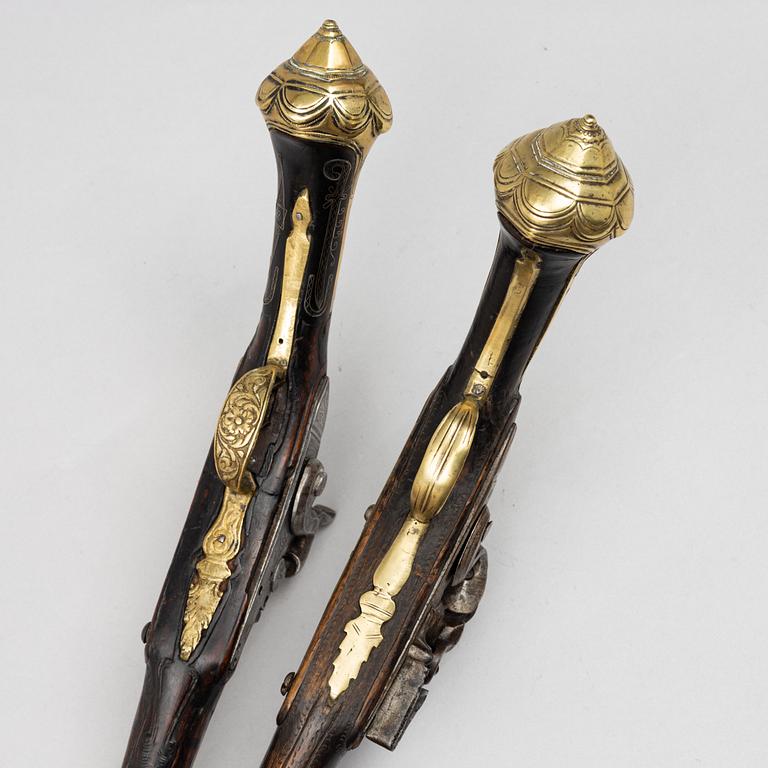 Two pistols for the oriental market, 18th/19th century.