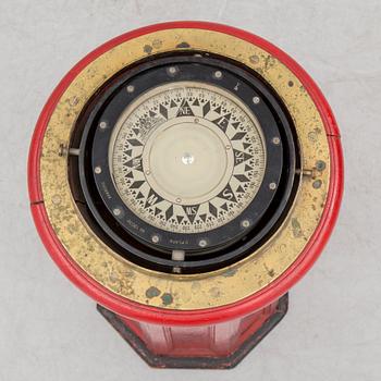 A C. Plath compass from Hamburg, Germany, first half of the 20th Century.