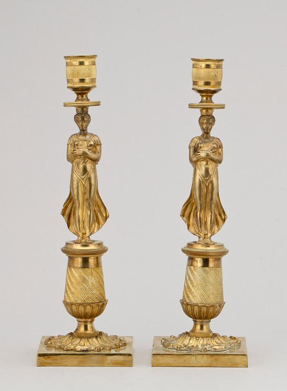 LJUSSTAKAR, ett par, empirestil, 1800-tal.