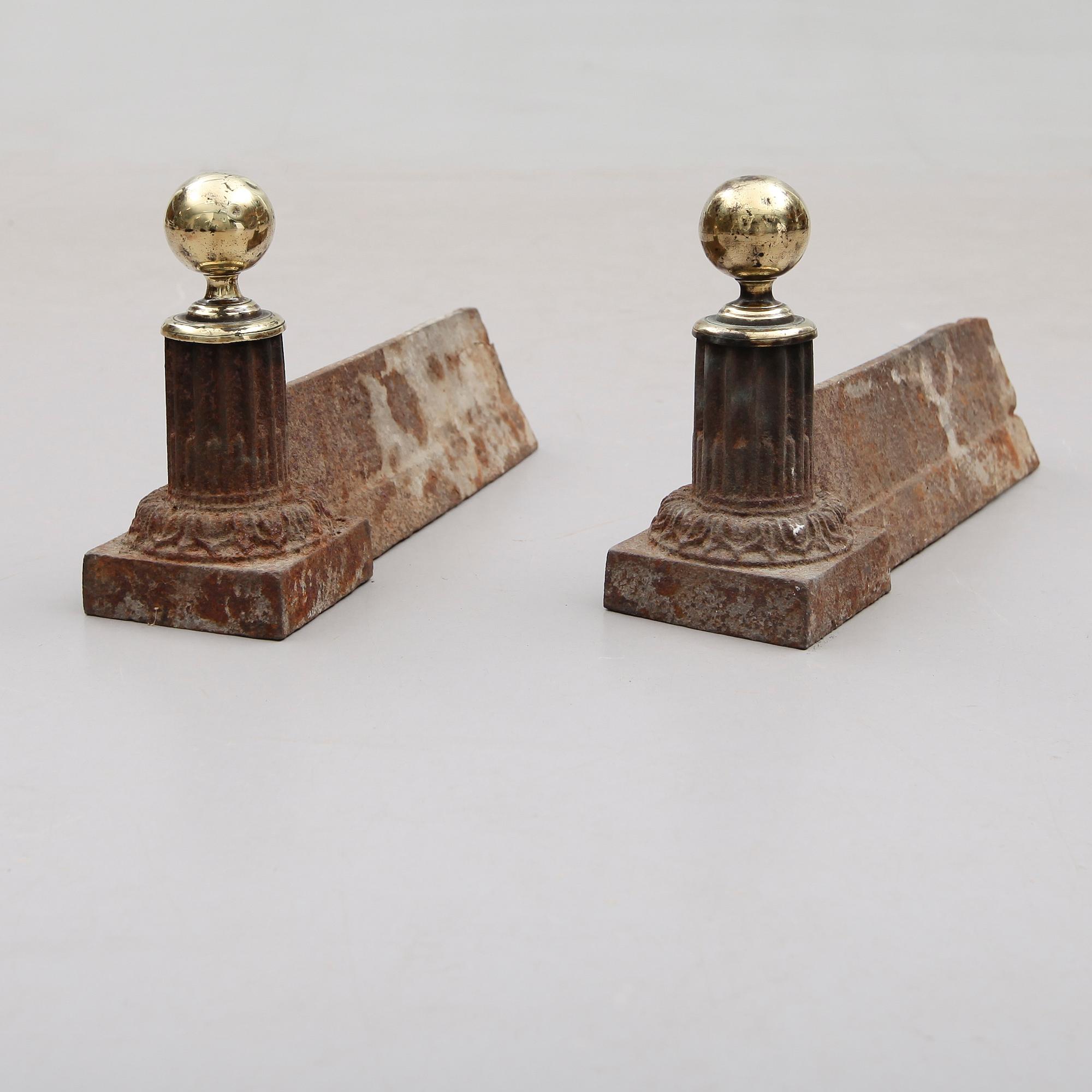 ELDHUDAR, 1 par, mässing och gjutjärn, 1900-talets första hälft.