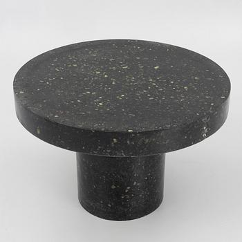 Gustaf Westman, matbord, "Linn Innovation Table", Swedish Stockings, 2025.