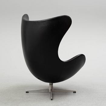 A 1960s easy chair "Egg chair" designed for Fritz Hansen, Denmark.