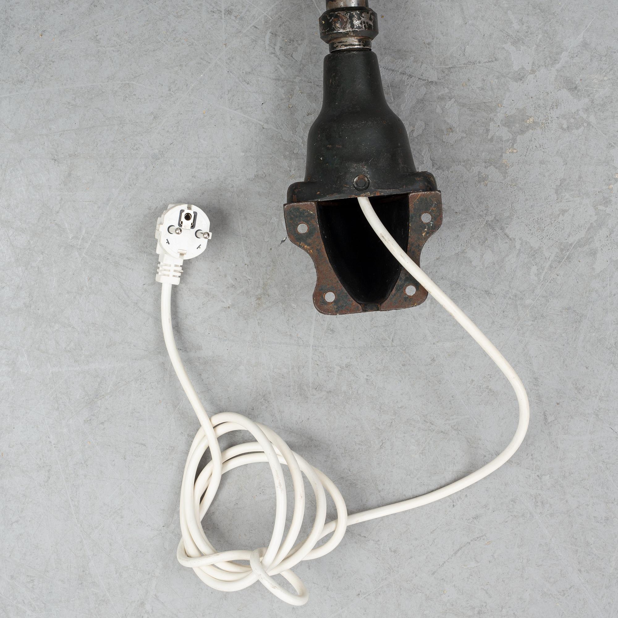 A 'Triplex-Pemdel' industrial lamp, mid 20th Century.