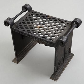 Folke Bensow, A Folke Bensow Swedish Grace cast iron stool, model 'Taburett Nr 1', Näfveqvarn, Sweden circa 1925.