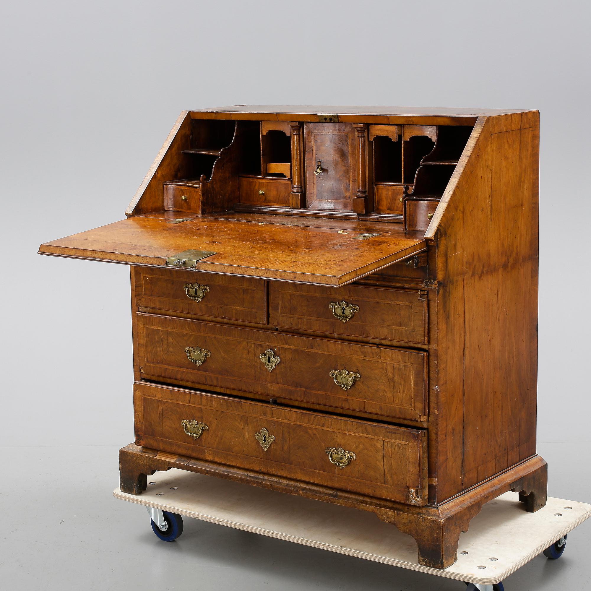 SNEDKLAFFSSEKRETÄR, rokoko, 1700-tal.