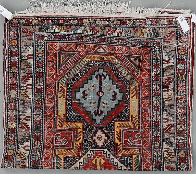 MATTA, old/semiantik Kazak, Kaukasus. Ca 178x104 cm.