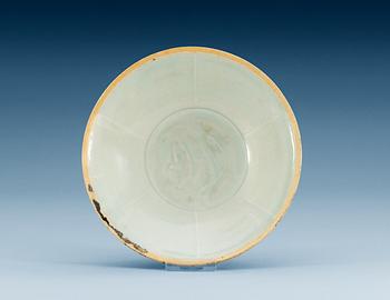 1453. A celadon glazed dish, Song/Yuan dynasty.