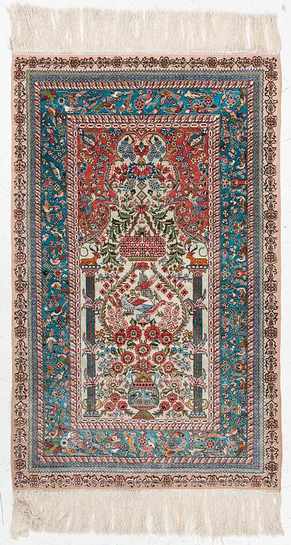 Rug, Hereke design, silk, approx. 122x77 cm.