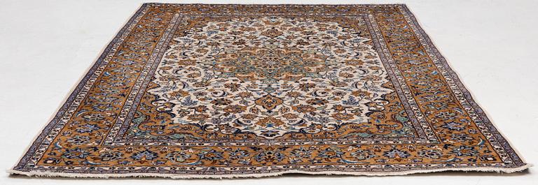 A Najafabad carpet, c. 350 x 237 cm.