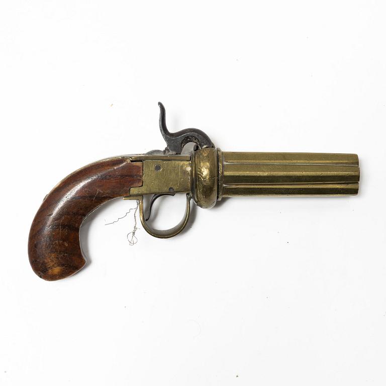 Slaglåsrevolver, svensk, Anders Gustafsson (1835-1924 Ödesstugu).