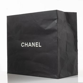 Chanel, bag, "19 Medium Flap Bag".