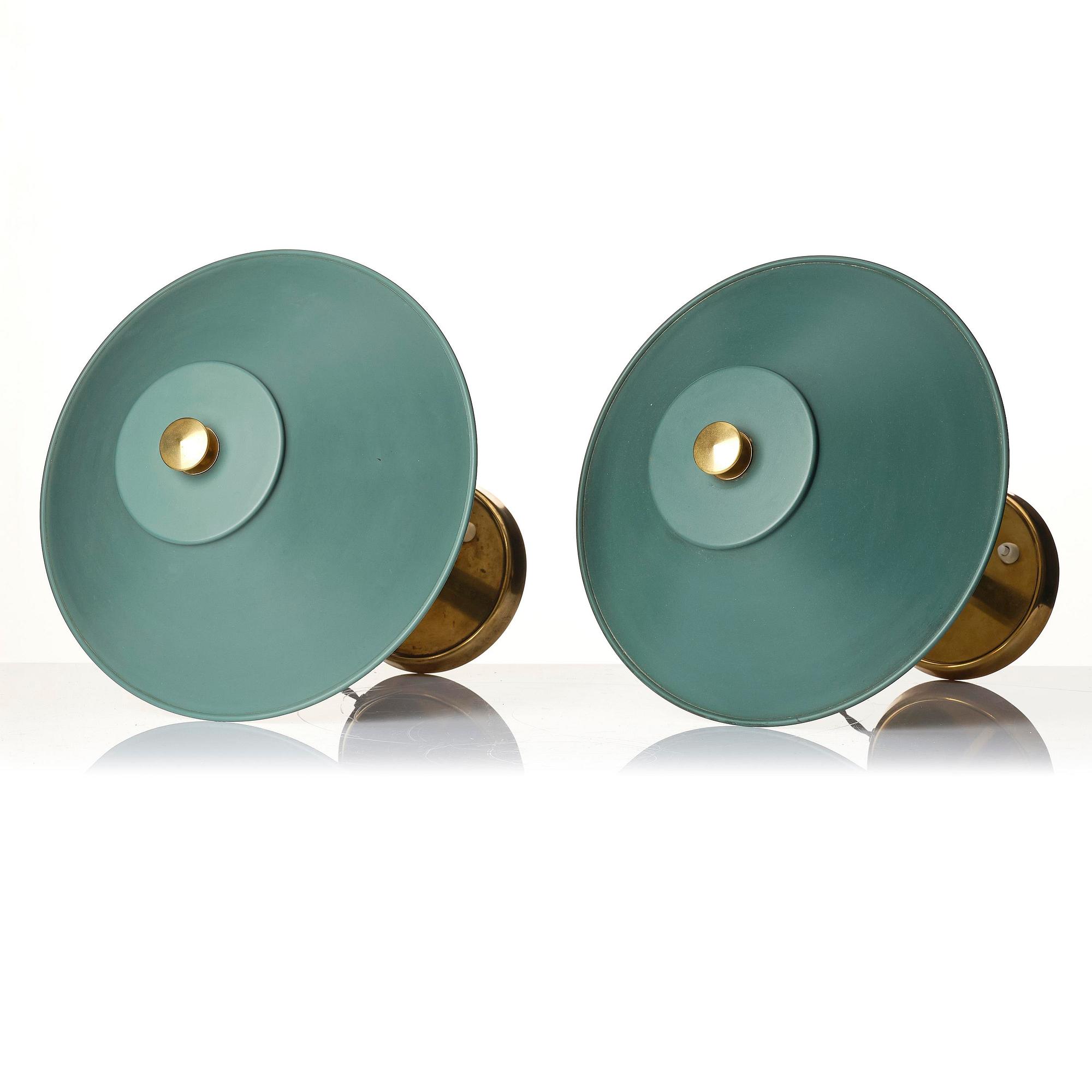 Bertil Brisborg, a pair of table lamps model "30950", Nordiska Kompaniet, 1940s.