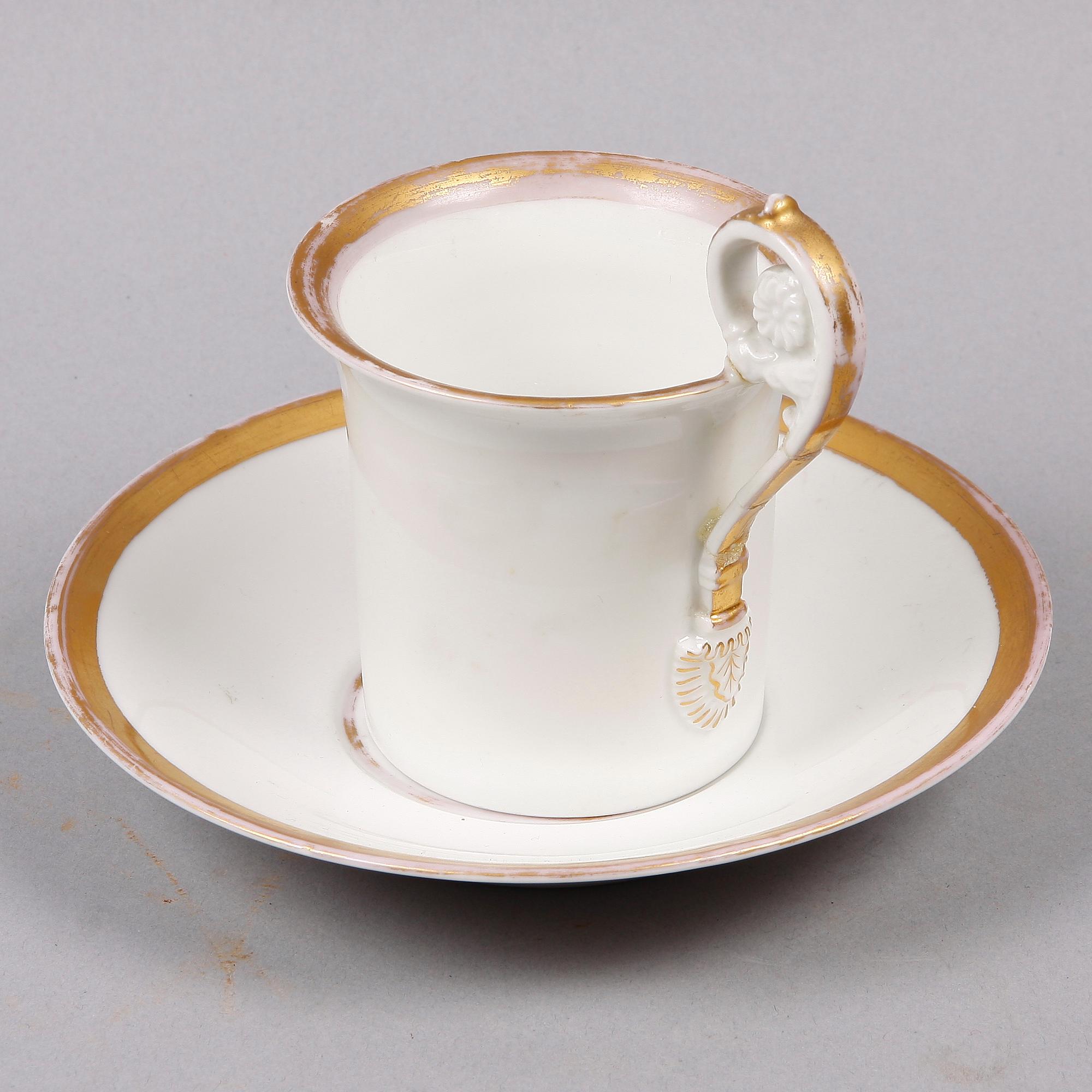 PRAKTKOPP med FAT, porslin, 1800-tal.