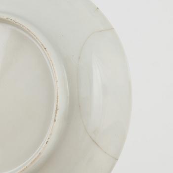 A famille rose 'Rockefeller-pattern' cup with stand, Qing dynasty, Qianlong (1736-95).