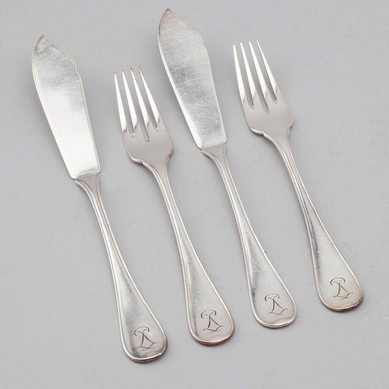 FISKBESTICK, 35 delar, nysilver, 1900-talets mitt.