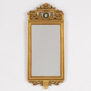 Spegel, 1900-talets mitt. Gustaviansk stil.