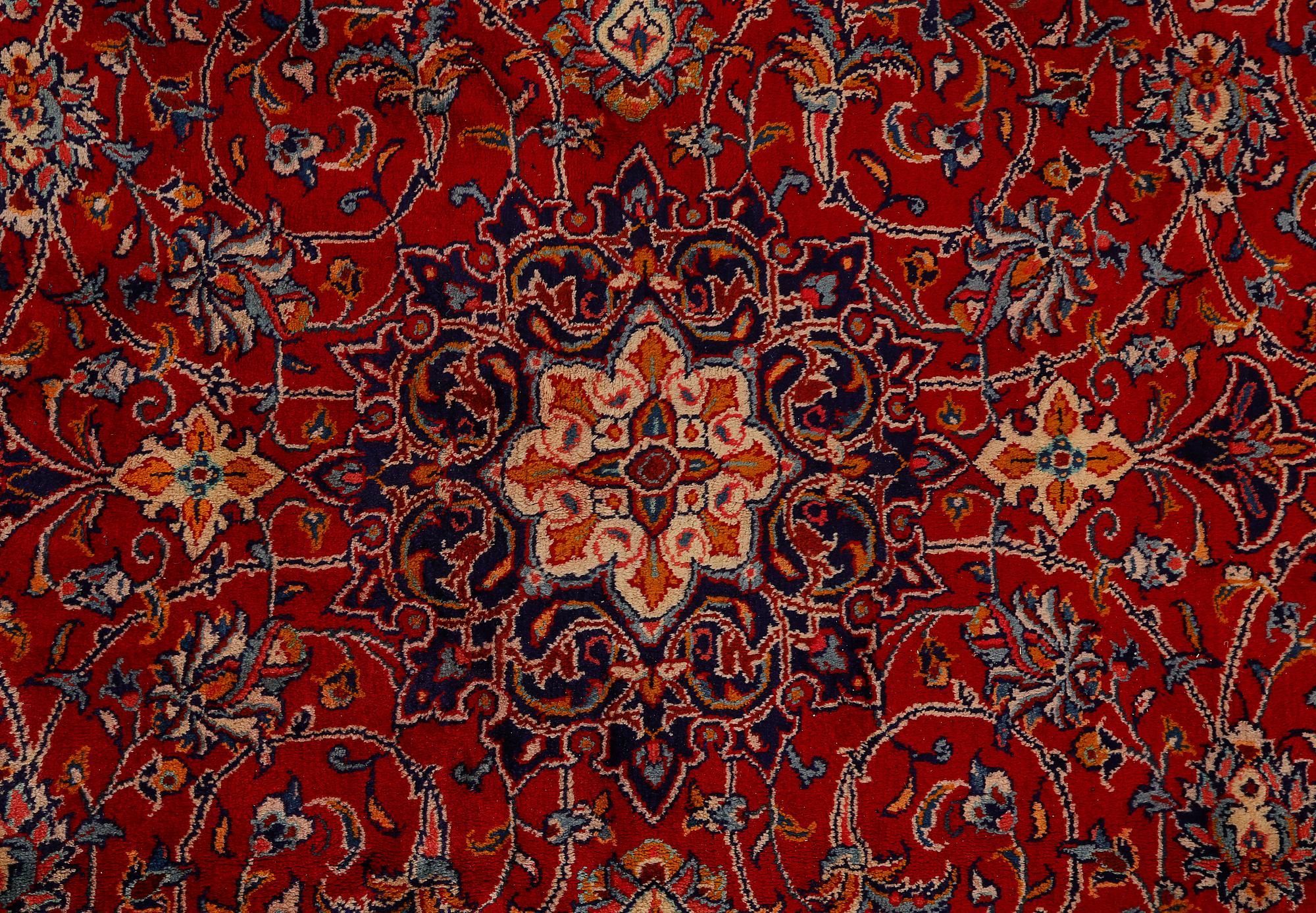 MATTA, orientalisk, modern tillverkning, ca 317 x 223 cm.