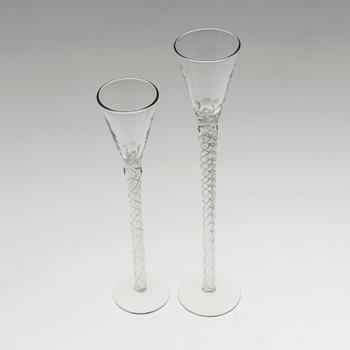 GLAS PÅ FOT, 2 st, 1800-talets slut.