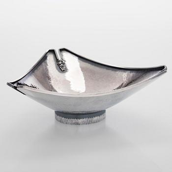 Skål, silver och cabochonslipade kvartser, Pirkan-Kulta Tammerfors 1962.