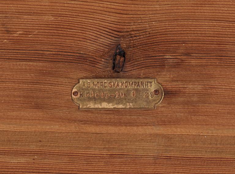 An Axel-Einar Hjorth 'Sandhamn' pine table, NK Sweden 1930's.