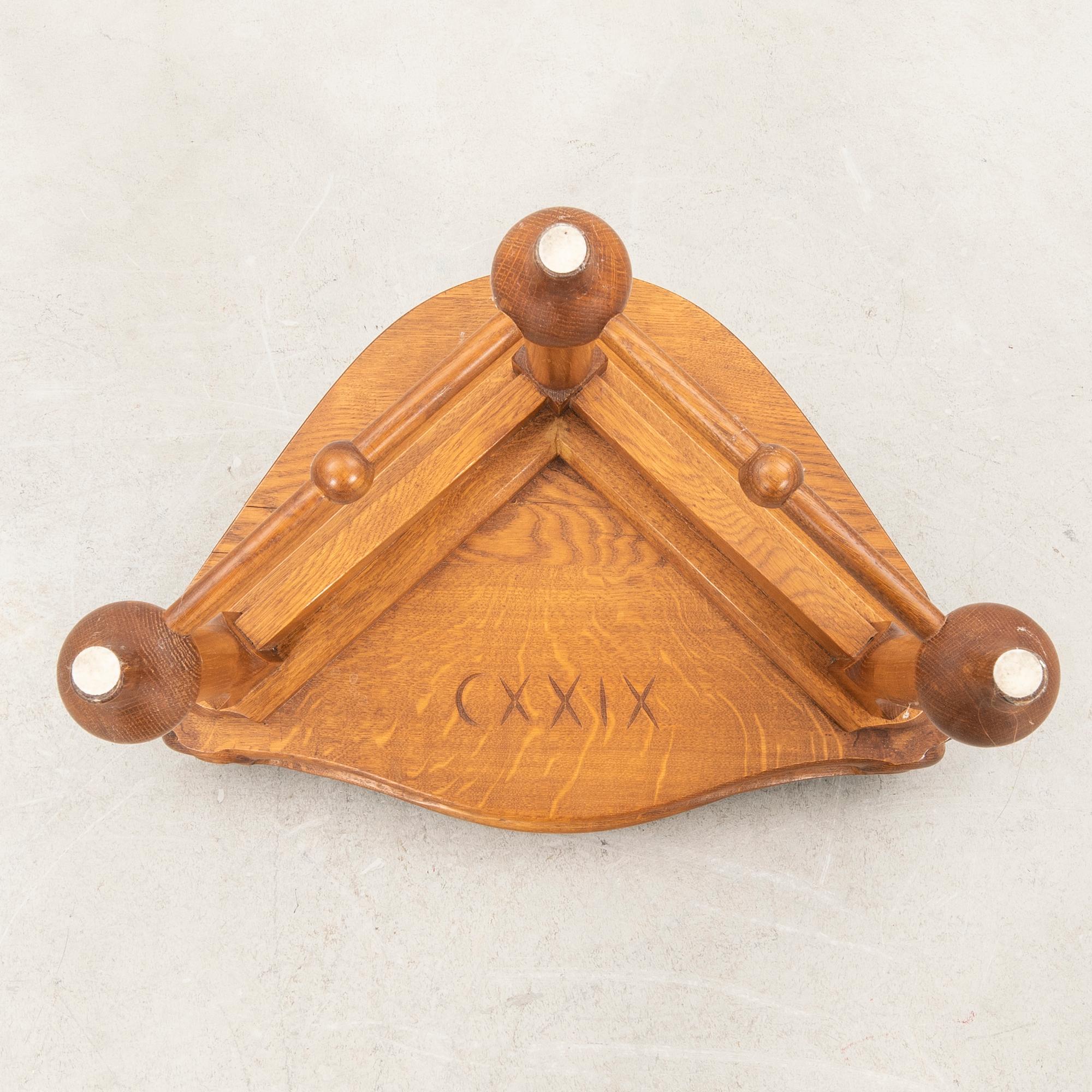 Antoni Gaudí, "Calvet" chair numbered CXXIX.