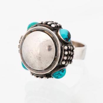 SAARA HOPEA RING, cabochon cut turqouise, siler. Ossian Hopea, Poroo Finland 1963.