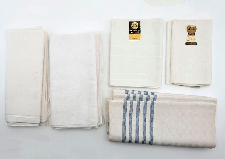 Tablecloths 5 pcs linen/damask first half of the 20th century.