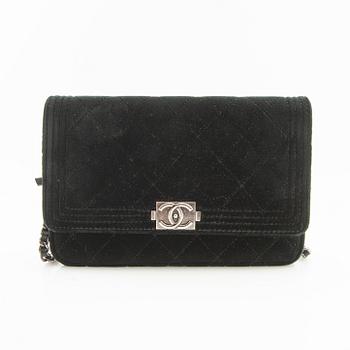 Chanel, väska "Boywallet on chain".