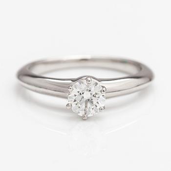 Tiffany & Co, Sormus, platinaa, timantti n. 0.55 ct.