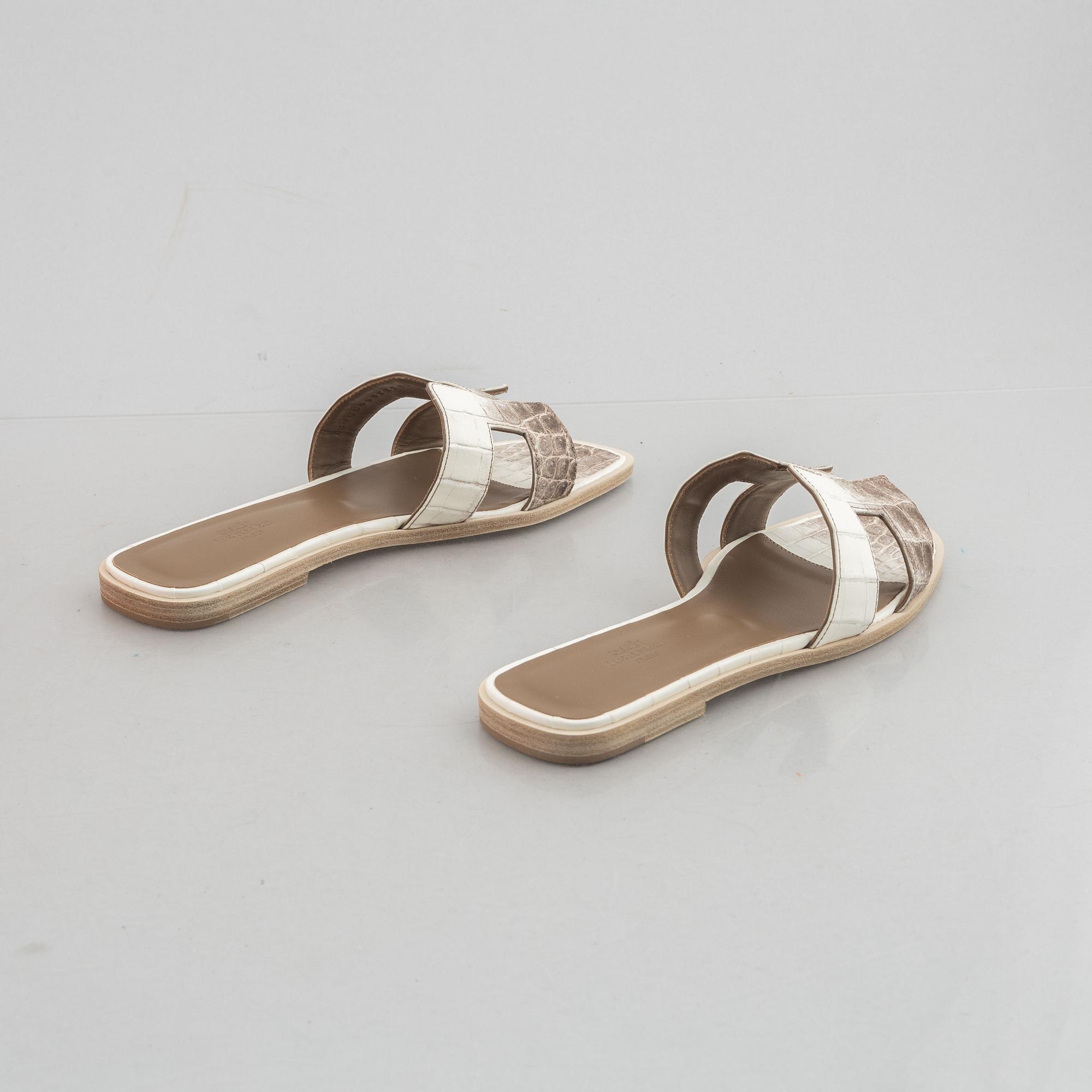Hermès, Sandals, "Oran Himalaya", size 38 1/2.