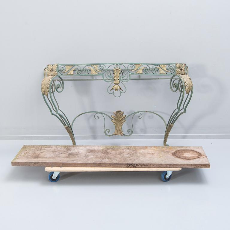 Sideboard 1900-talets mitt/andra hälft.