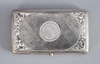 SNUSDOSA, silver, Ryssland, sent 1800-tal. Vikt 105 gram.