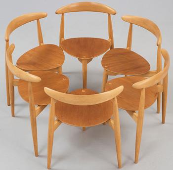 HANS J WEGNER, matgrupp, 6 st "Hjertestolen" och bord, Fritz Hansen, Danmark ca 1963.