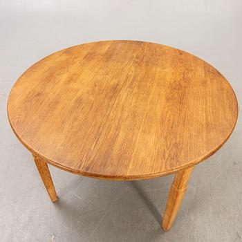 A Henning Kjaernulf, 1960s 7 pcs oak dining set, EG Möbler Danmark.