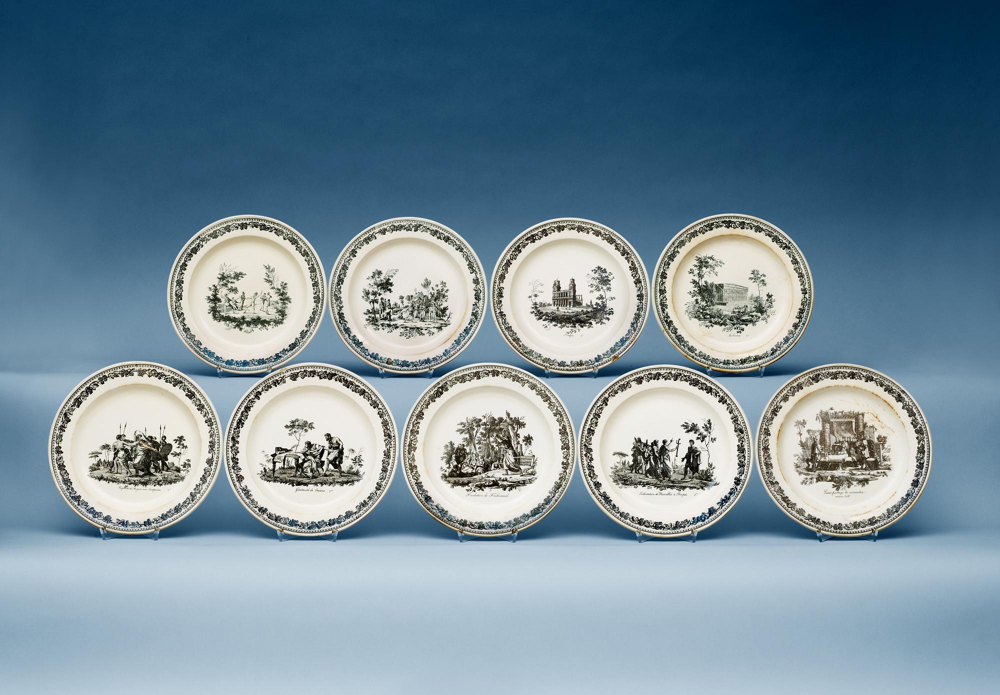 A set of nine French dinner plates, early 19th Century.