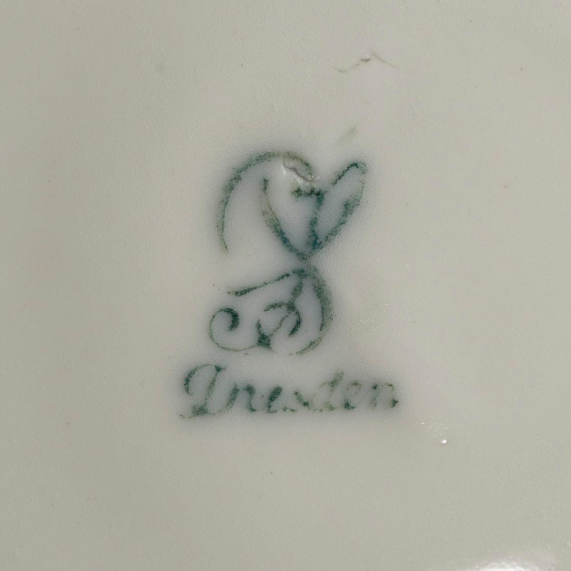 SKÅL PÅ FOT, porslin, Tyskland, Dresden, 1900-talets början.