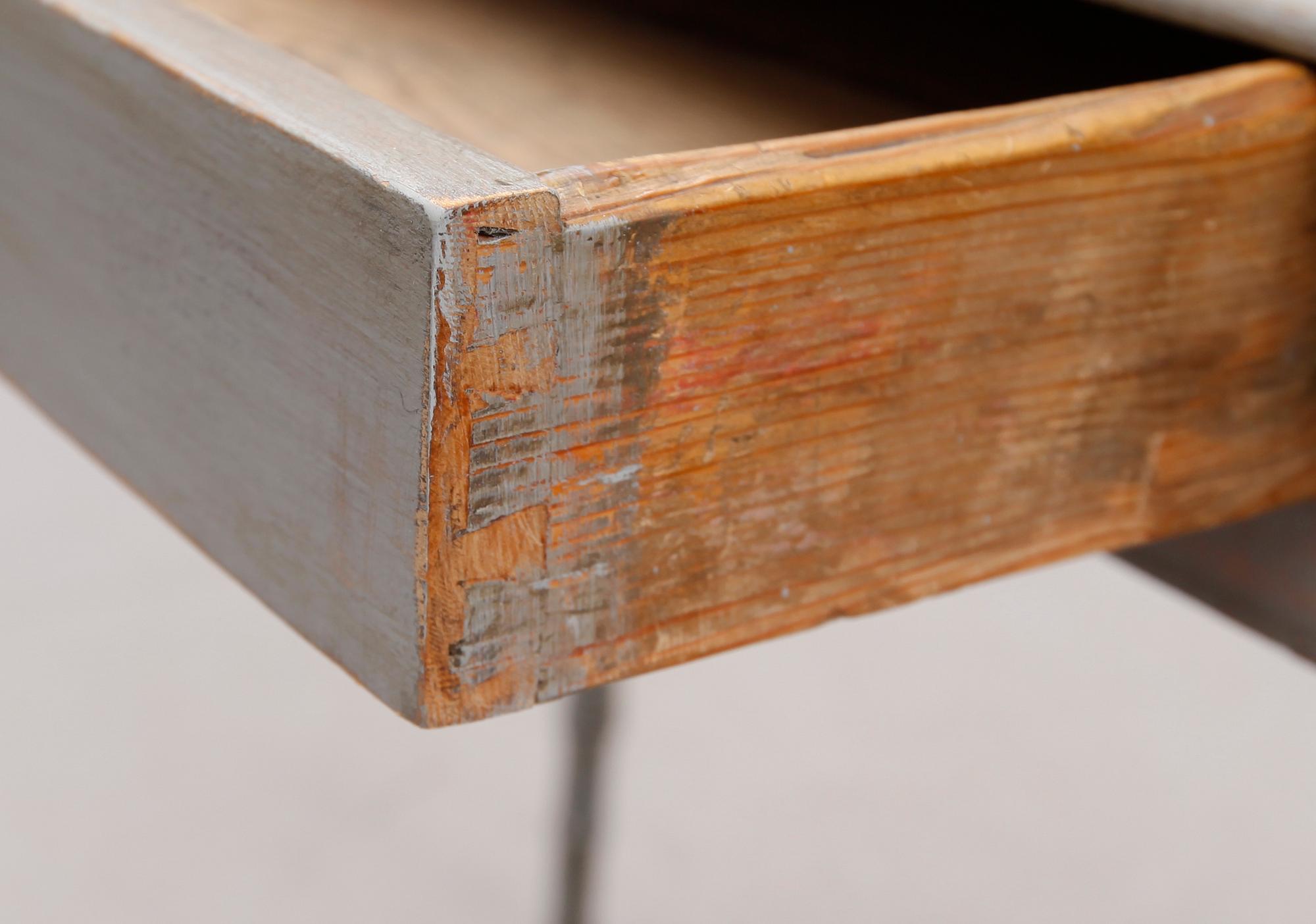 SKRIVBORD, 1800-talets andra hälft.