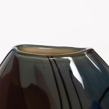 Jan-Erik Ritzman, a vase, glass, unique, Transjö, 1988.