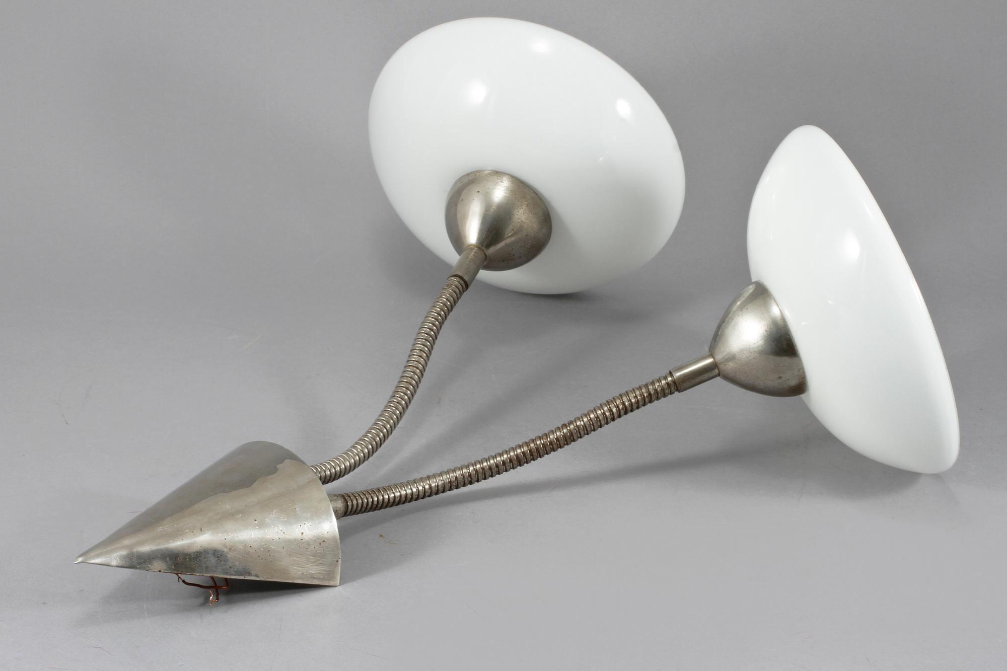 VÄGGLAMPA, 1900-talets första hälft.
