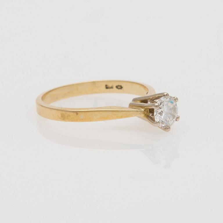 RING, briljantslipad diamant, 14K kultaa. Coster Diamonds.